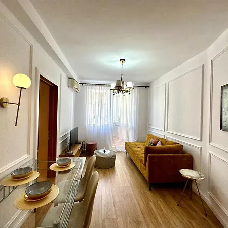 Apartment Friendly Center Near Center